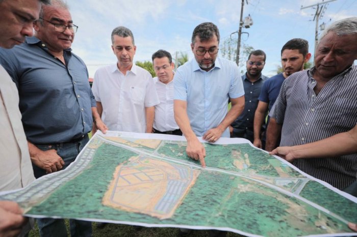 FAEA homenageia precursores das feiras de produtos regionais em Manaus